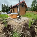 Zielona Nad Sapina 度假居 Pozezdrze